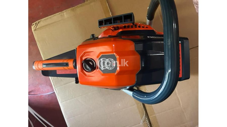 Chainsaw