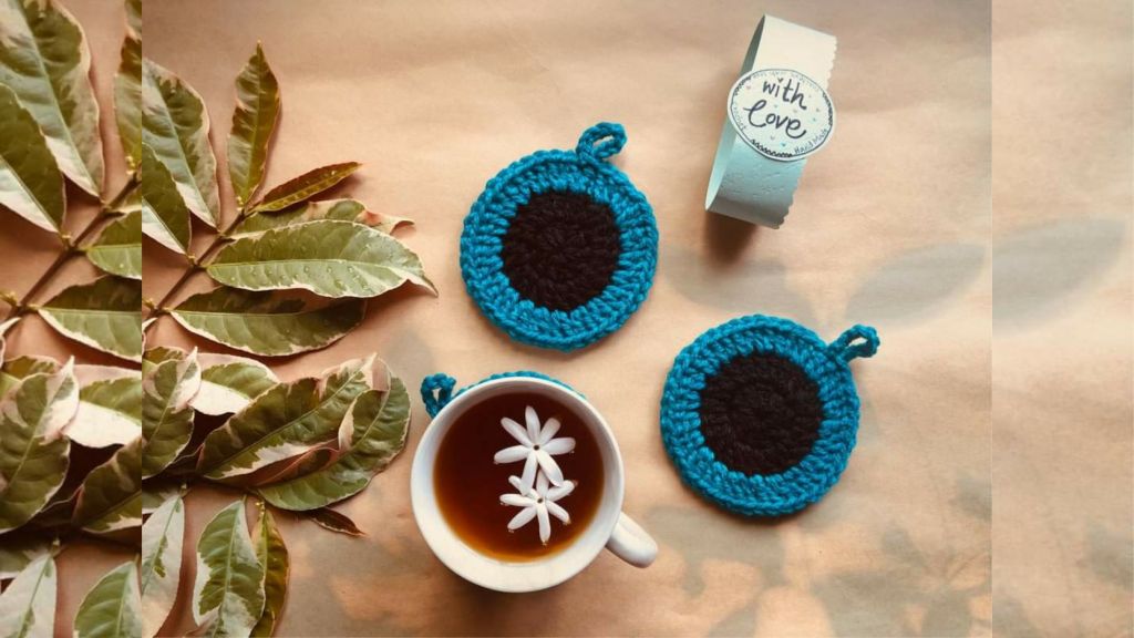 Crochet coaster set